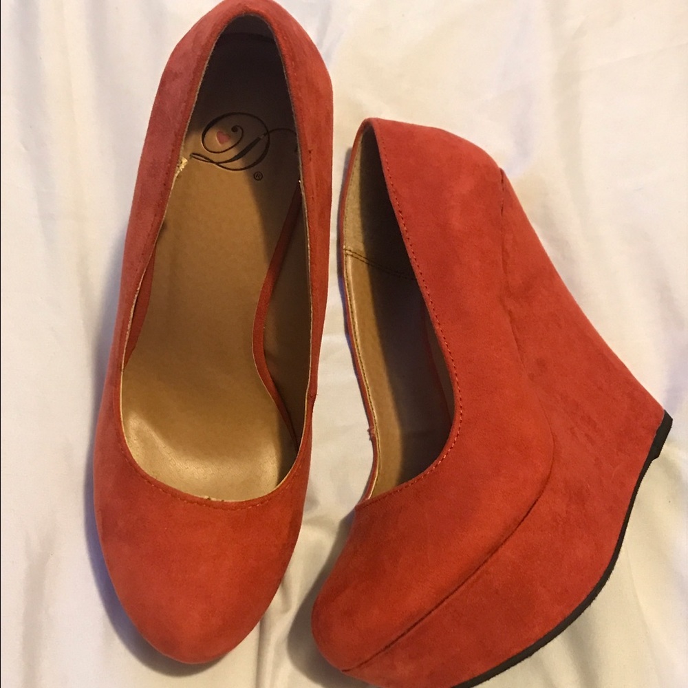 Wedge Pumps Heels size 6 orange