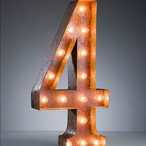 Size 4 Girls' outfits