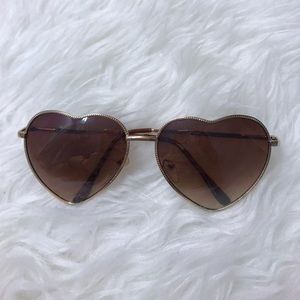UO Heart Sunglasses UO Heart Sunglasses
