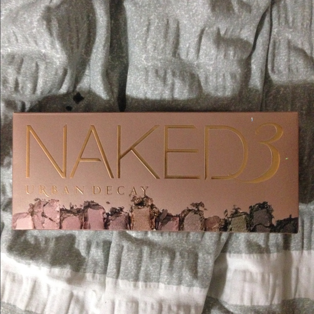 URBAN DECAY NAKED 3 EYESHADOW PALETTE