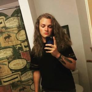 Meet your Posher, Riley