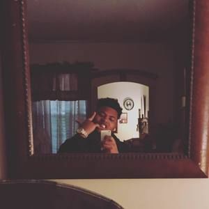 Meet your Posher, Aaron