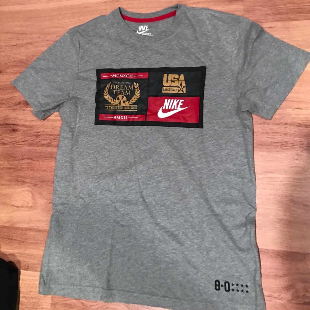 Mens large Nike Team USA basketball Olympic shirt