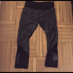 Lululemon pants size 6
