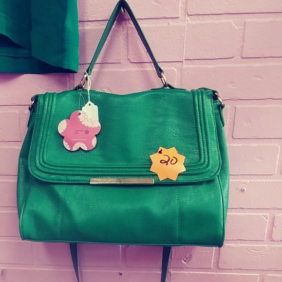 Purse - Picture 1 of 1