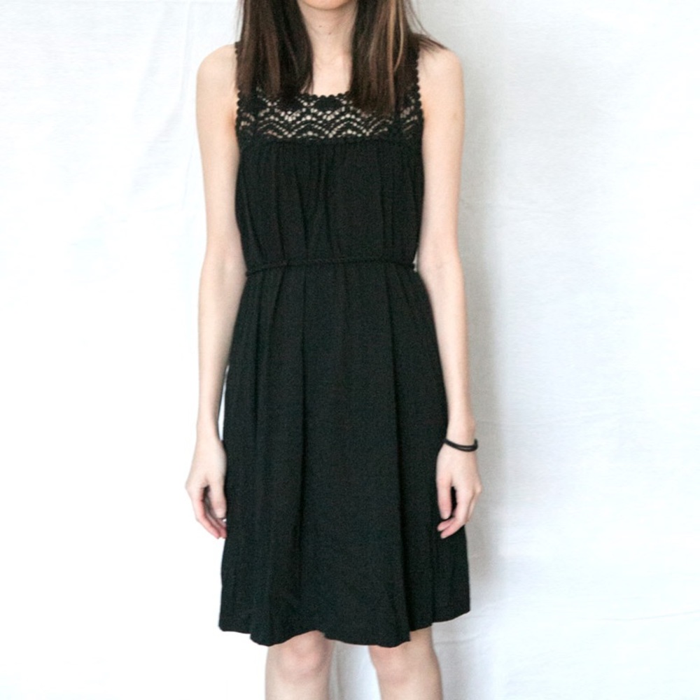 H&M Black lace dress