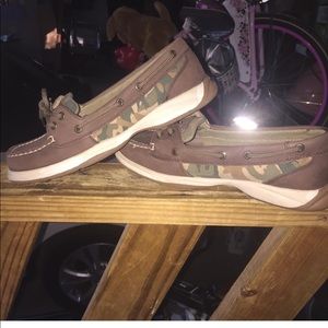 Sperry shoes, never worn