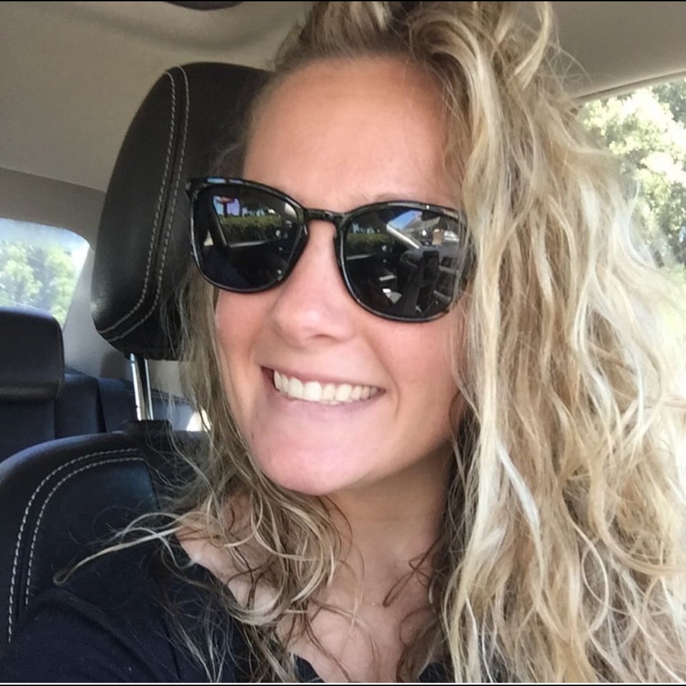 Meet your Posher, Rebekah