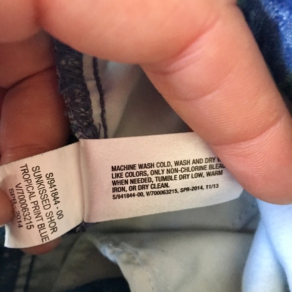 {GAP} Tropical Leaf Frond Shorts - Picture 4 of 5