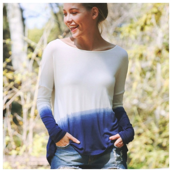 Blue And Ivory Ombre Drape Back Top - Picture 2 of 6