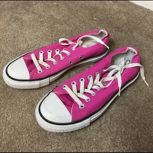Pink converse