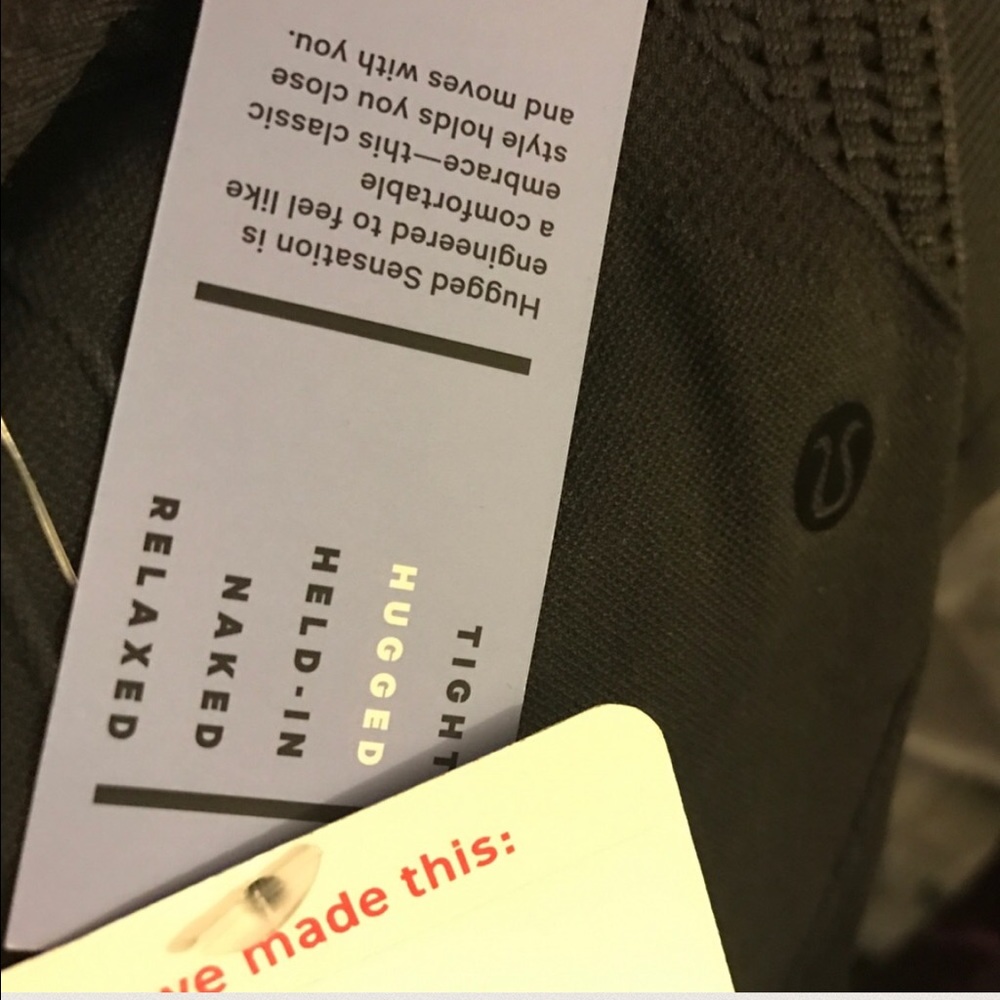 Lululemon Flow & Go Crop NWT 10 BLACK - Picture 5 of 5