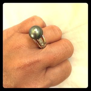 Rhodium black south sea pearl size 8 (SOLD)