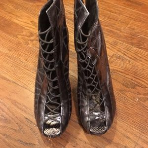 Sam Edelman heel