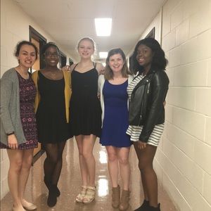 Meet your Posher, Kayla