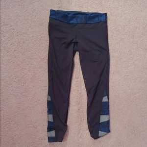 Lululemon cropped leggings