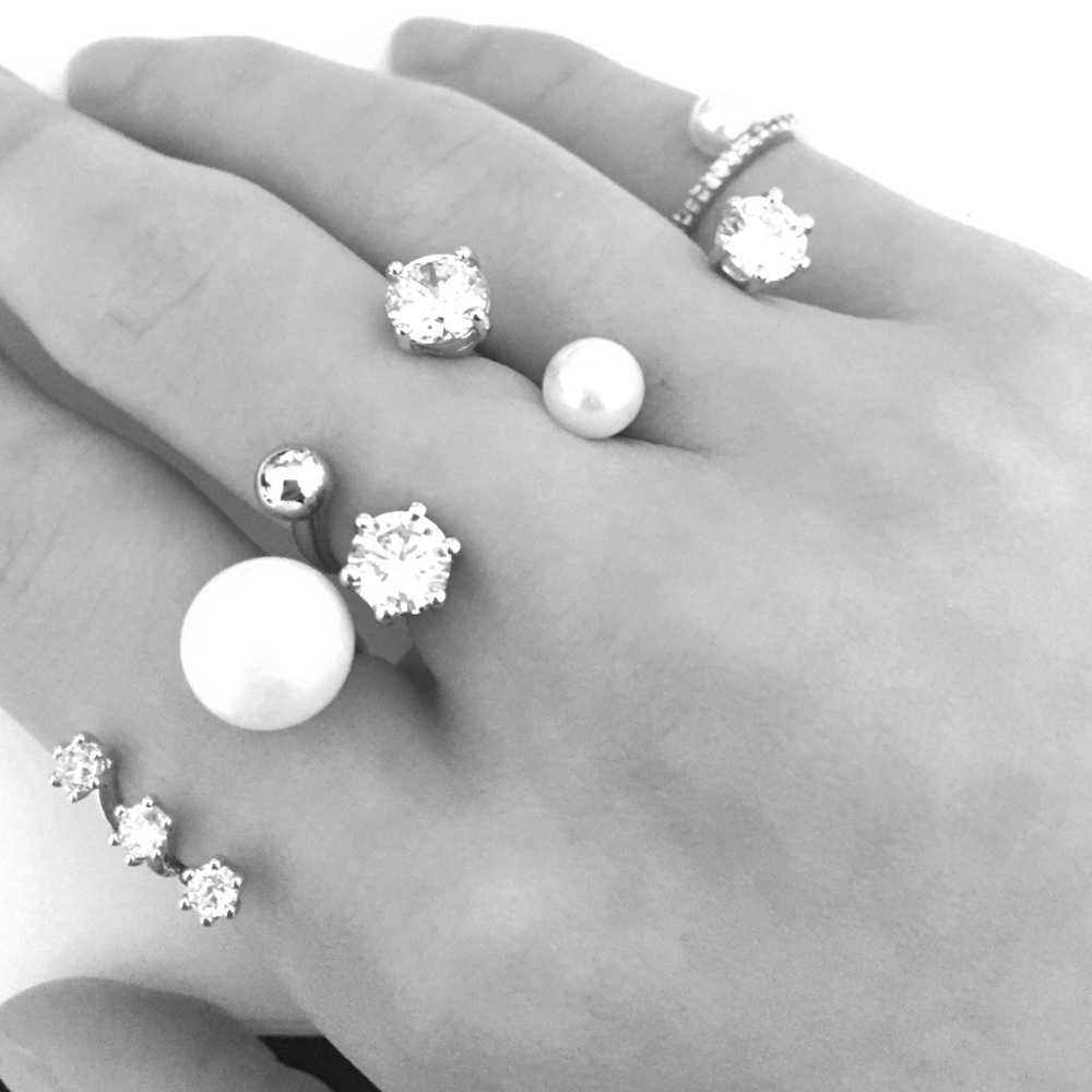 Rinstone & pearl Rings set of 4