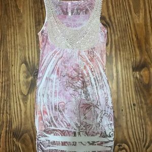 soft tank w crochet neckline.XS but fits like S