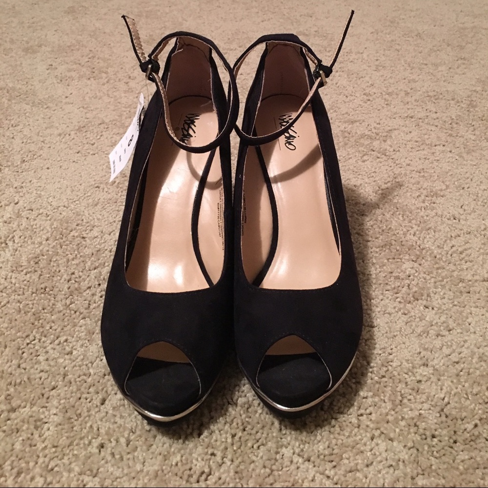 Mossimo Open Toe Wedges - Picture 3 of 6