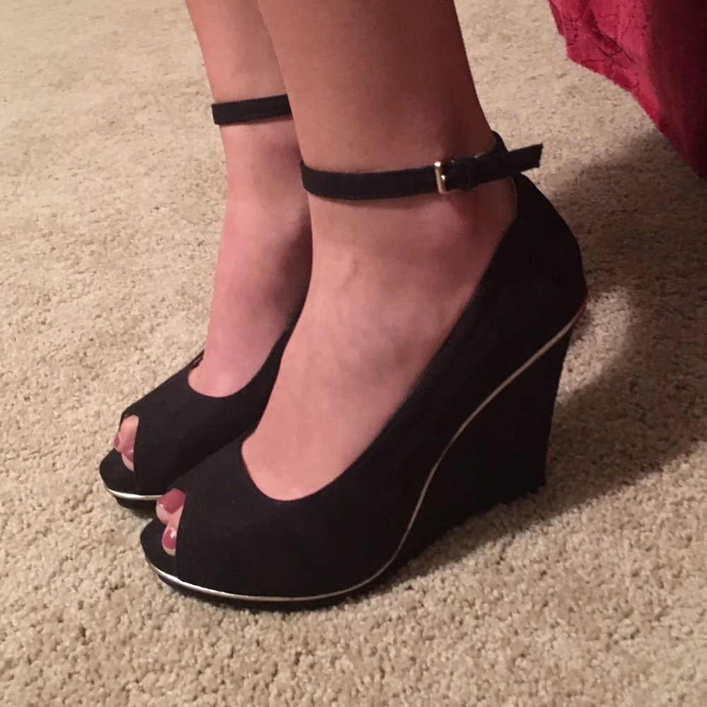 Mossimo Open Toe Wedges - Picture 5 of 6