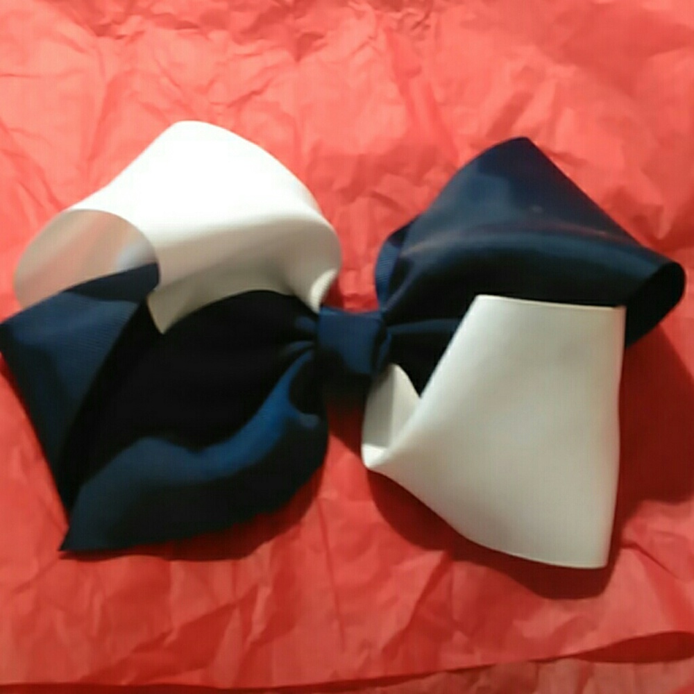 Hair bows