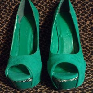 Liliana Green Snake Skin Platforms