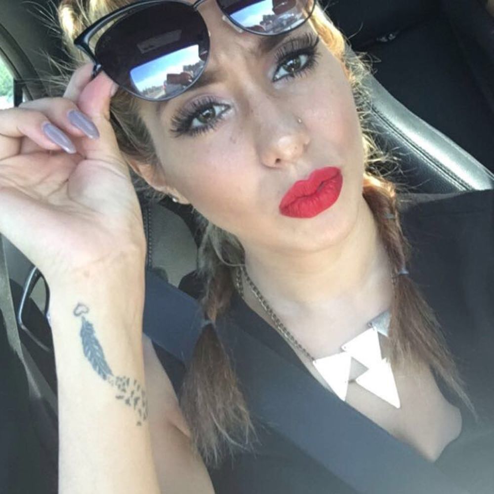 Meet your Posher, Neelum