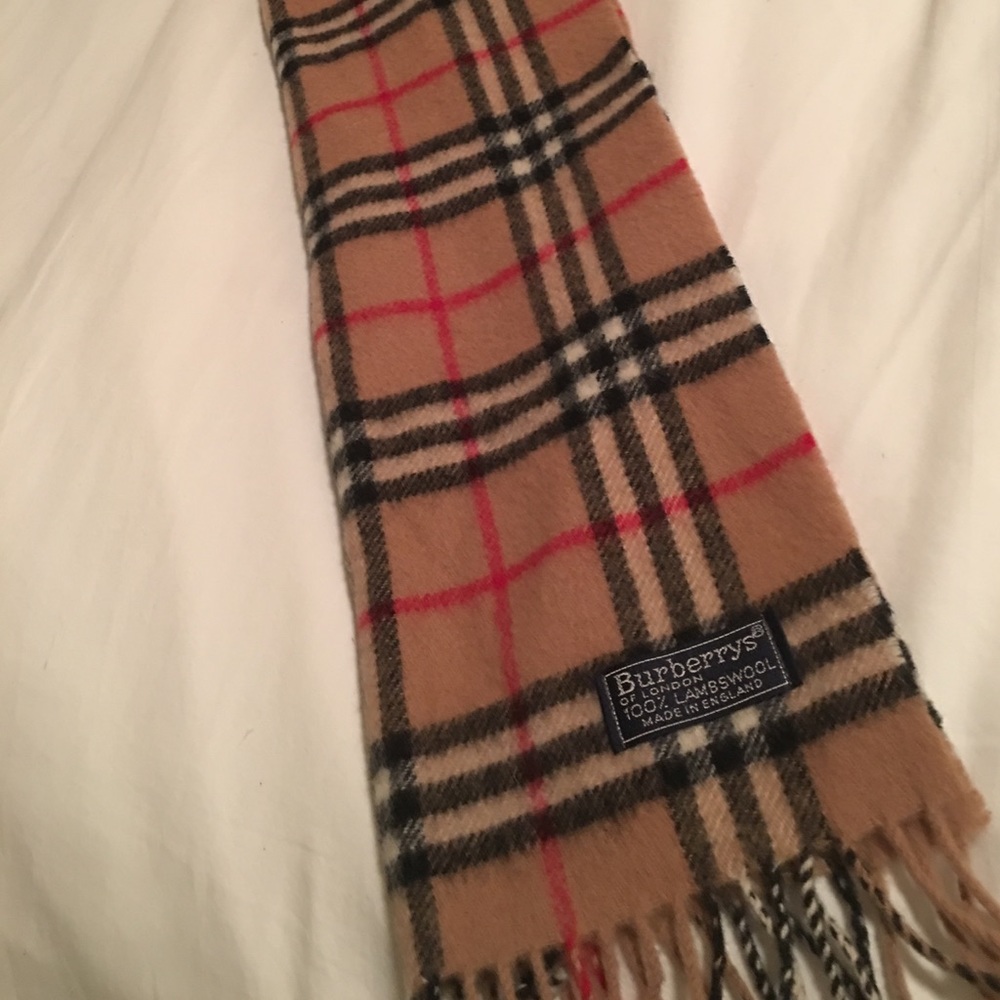 Burberry authentic scarf