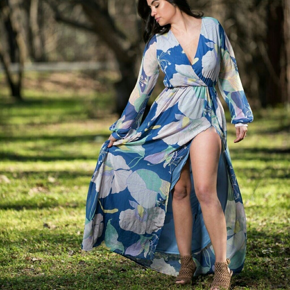 Lulus long sleeve floral maxi. Last one! - Picture 3 of 8