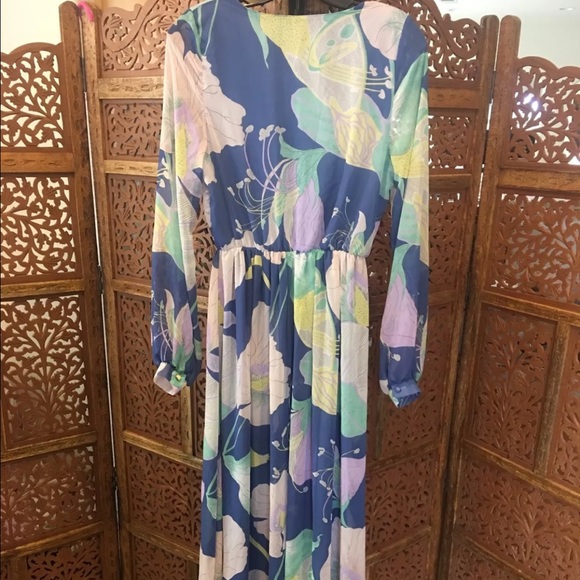 Lulus long sleeve floral maxi. Last one! - Picture 7 of 8