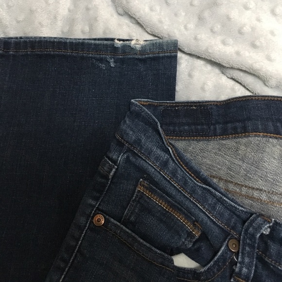 Levi's - Picture 2 of 4