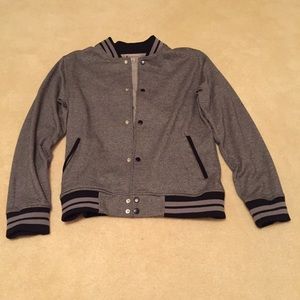 Varsity jacket/ grey / two pockets/ button down