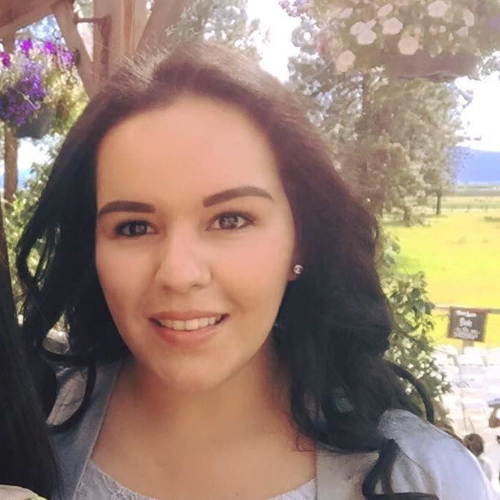 Meet your Posher, Noemi