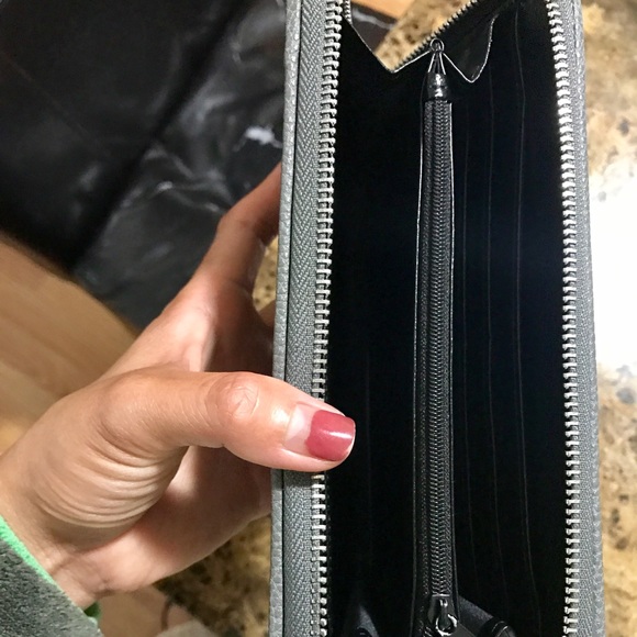 Wallet - Picture 3 of 3