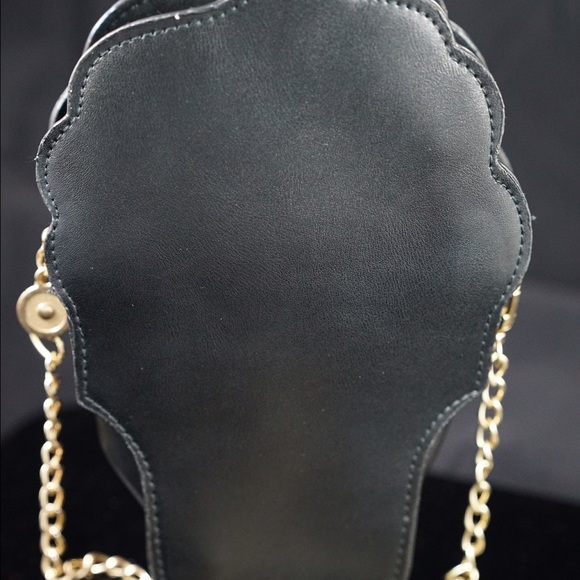 Purse - Picture 2 of 3