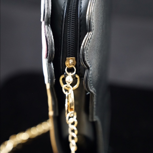 Purse - Picture 3 of 3