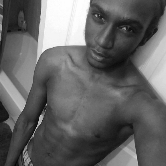 Meet your Posher, Kidane - Picture 1 of 1