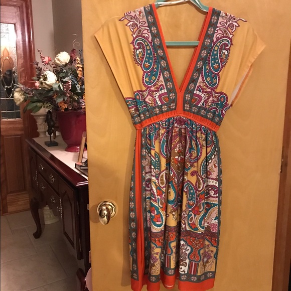 Dress - Picture 1 of 1