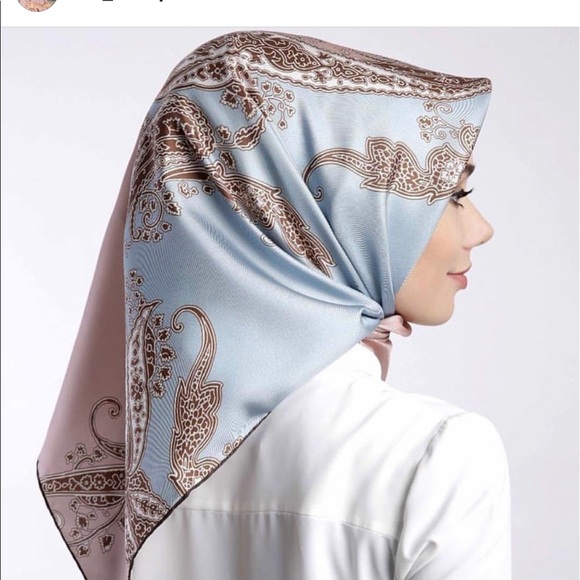 🔥SALE🔥Fashion NEW 100% Twill Silk Scarf Square - Picture 2 of 2