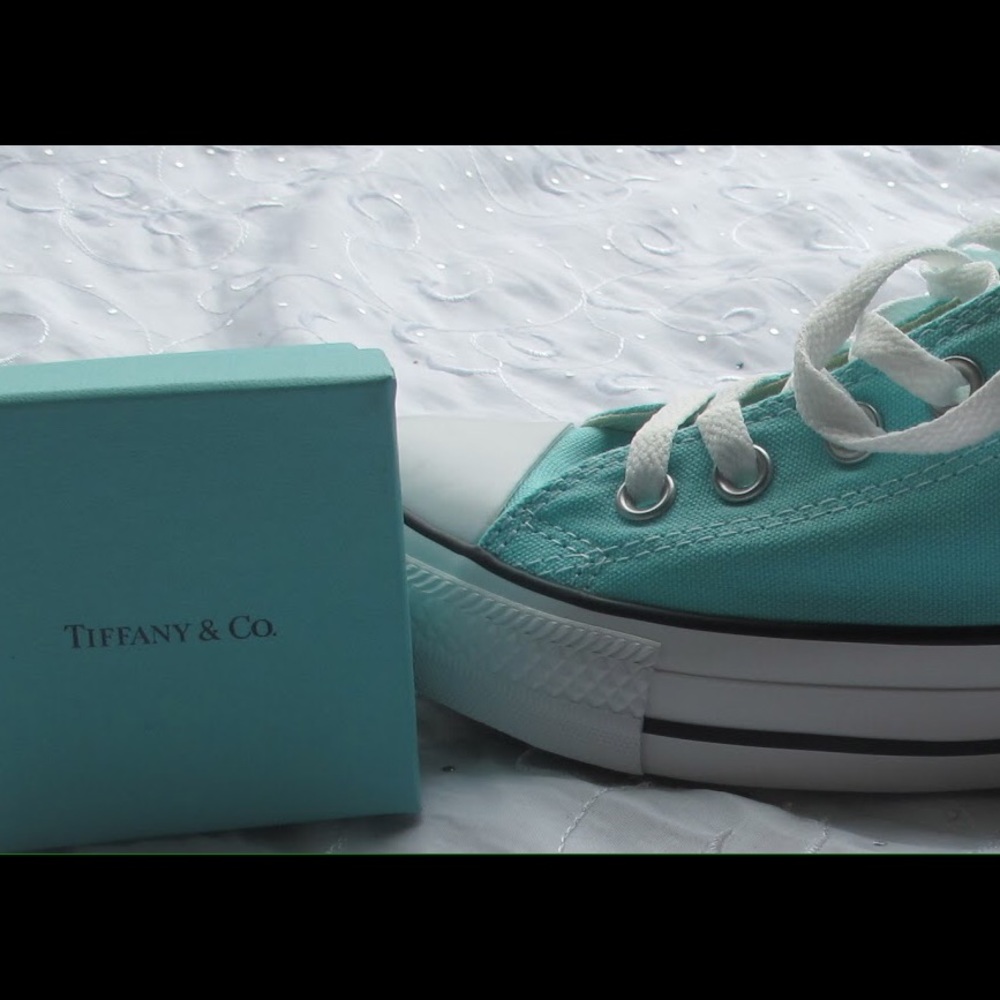 *Just Showing* Tiffany Blue ‘Chucks’ For My Wedding Day! 👏🏻👏🏻👏🏻
