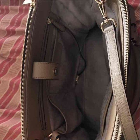 AUTHENTIC MK - Picture 2 of 4