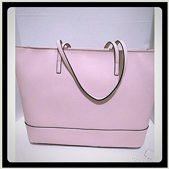 Guess Purse - NWT - Picture 2 of 4