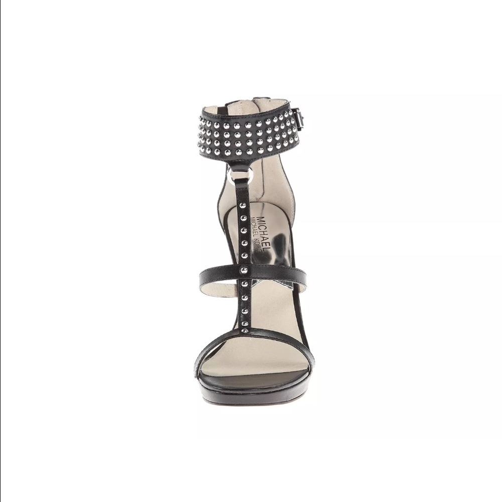 Michael Kors Celena Sandals. Size 9. Leather. Sexy