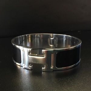 Hermès Paris Clic Clac Bracelet - Black/Silver Hermès Paris Clic Clac Bracelet - Black/Silver