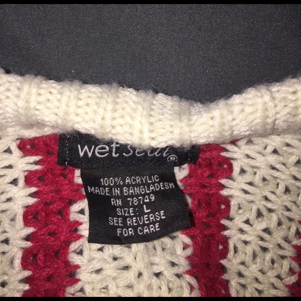 Top - Picture 2 of 2