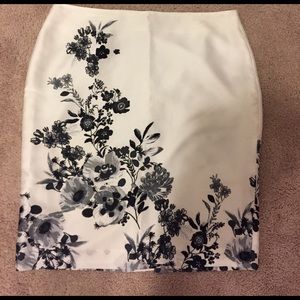 Vince camuto skirt