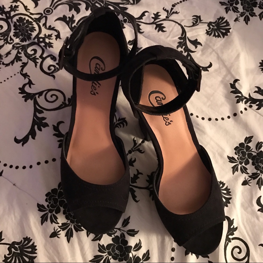 Black Candie's Platform heels