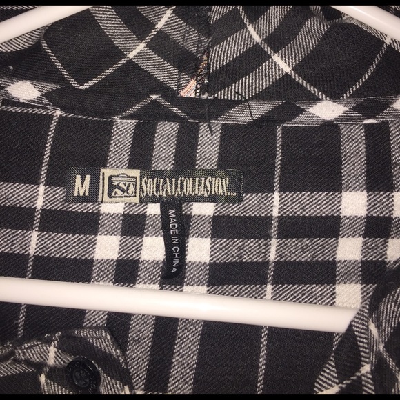 Top - Picture 2 of 2