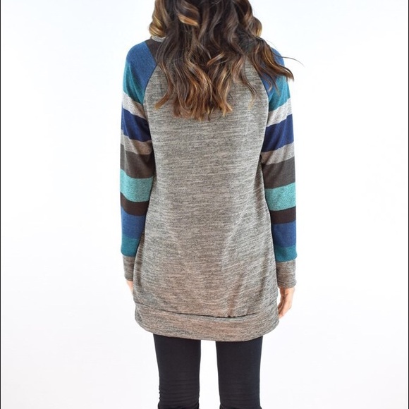 Gray long light sweater shirt - Picture 2 of 4