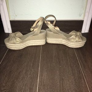 Michael Kors wedged sandal with strap tip